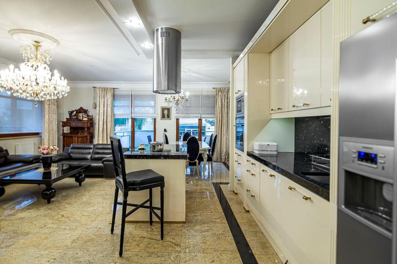 Central Apartments Neptun Park Jelitkowo グダニスク エクステリア 写真